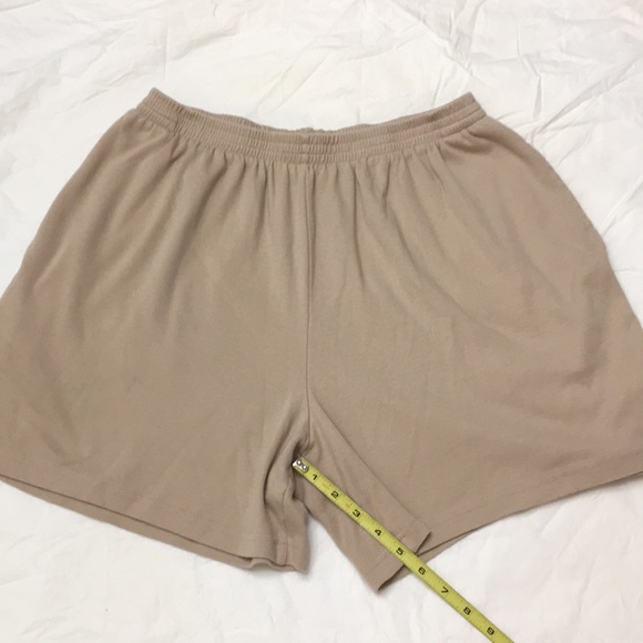 Roaman's Pants - Roaman’s elastic waist women’s tan shorts size L